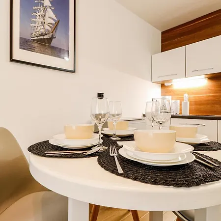 Magnolia Baltic 홈스테이 슈비노우이스쳬